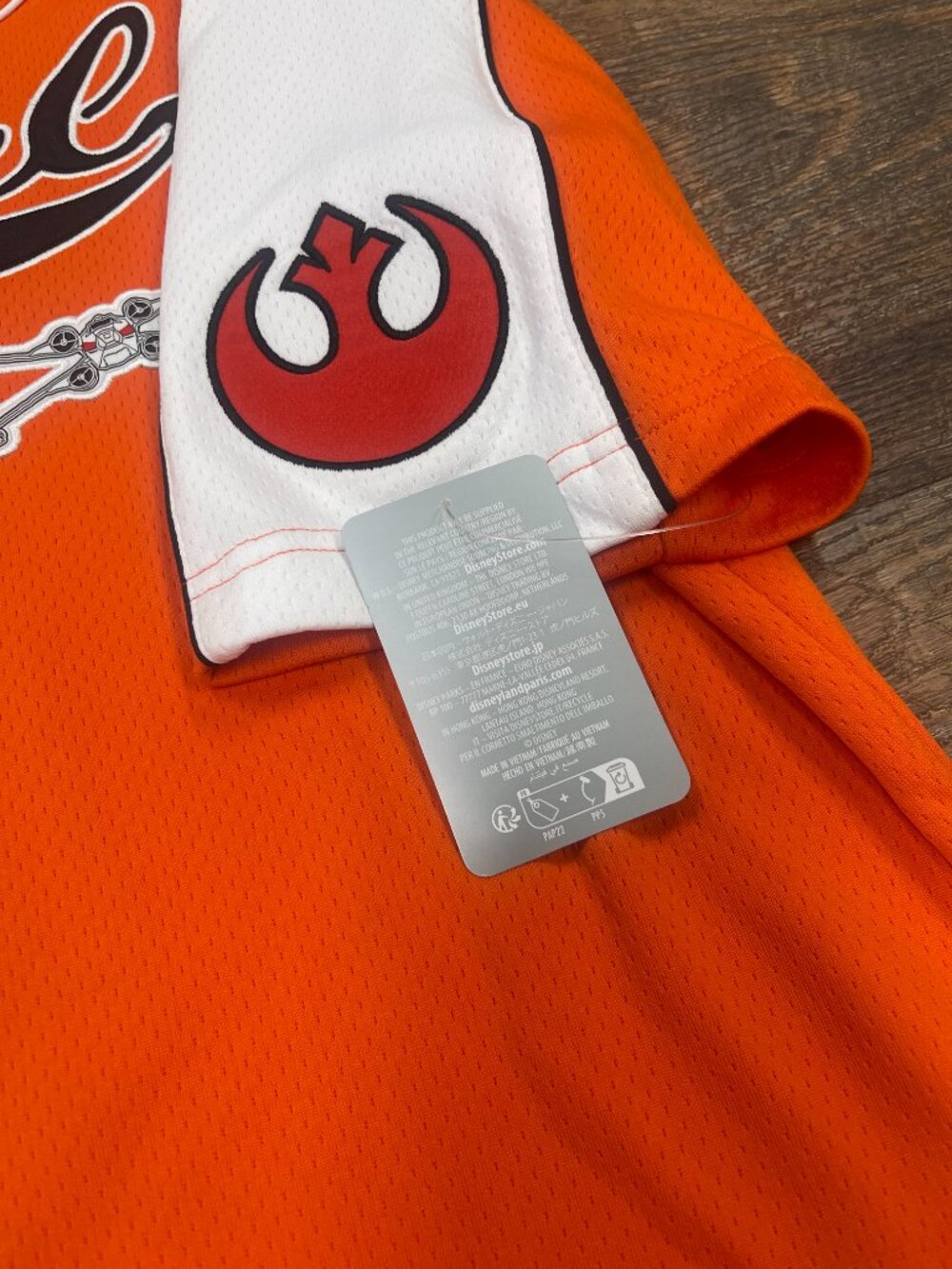 Disney Parks Star Wars Rebel Alliance Baseball Jersey Rebels 77 NWT Medium - Picture 6 of 8